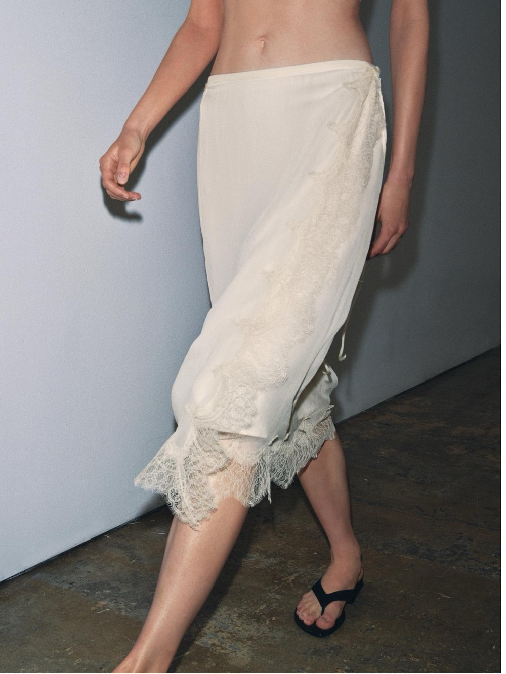 NWT Zara ZW Collection Lace Pareo Skirt Oyster-White, XS - Picture 6 of 15